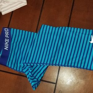 Nike pro leggings